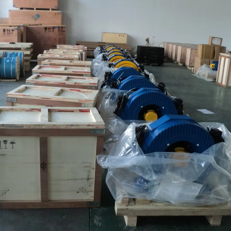 VTSP238 Montanari Gearless Traction เครื่อง MCG100 Lift มอเตอร์ 320-630KGS มอเตอร์เครื่องยนต์